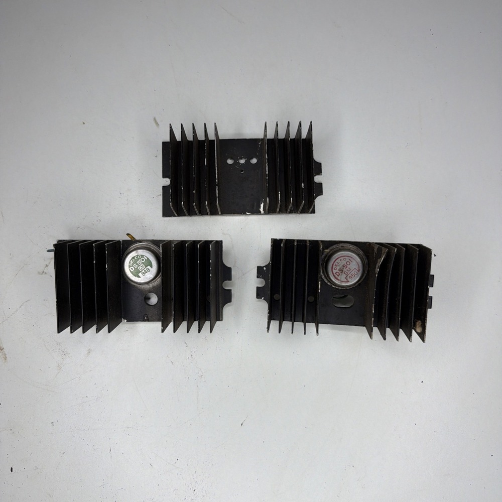 Vintage Delco DS-501 GM Power Transistor Heat Sink Assemblies – Pair Untested